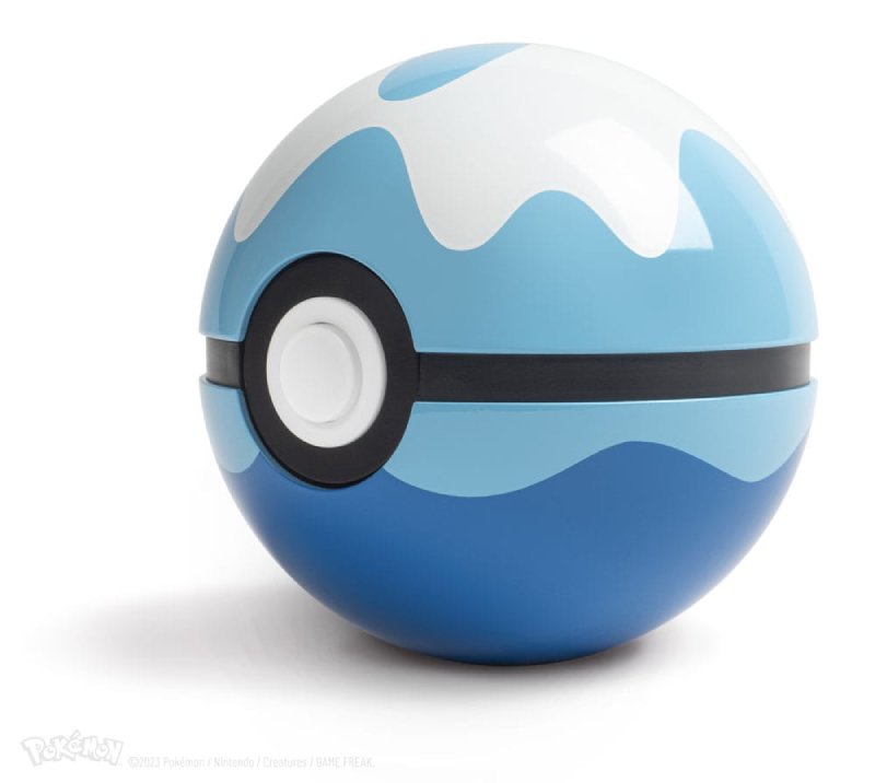       pokemon-diecast-replik-tauchball-close-up-side