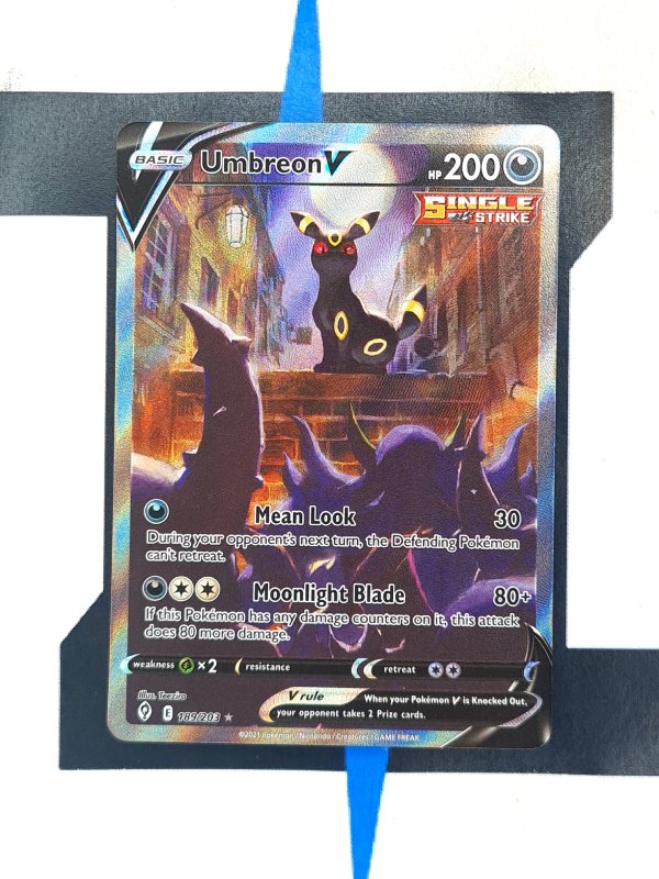 pokemon-karten-umbreon-v-evolving-skies-alt-art-englisch-front